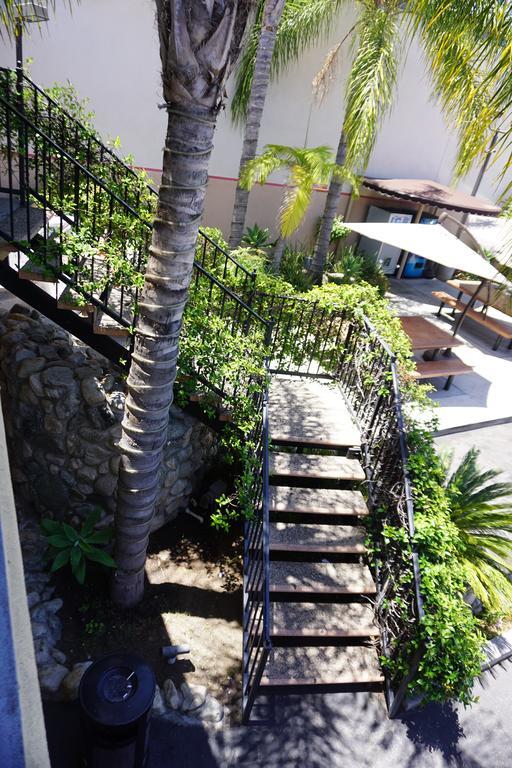 Casa Bella Downtown La 2*
