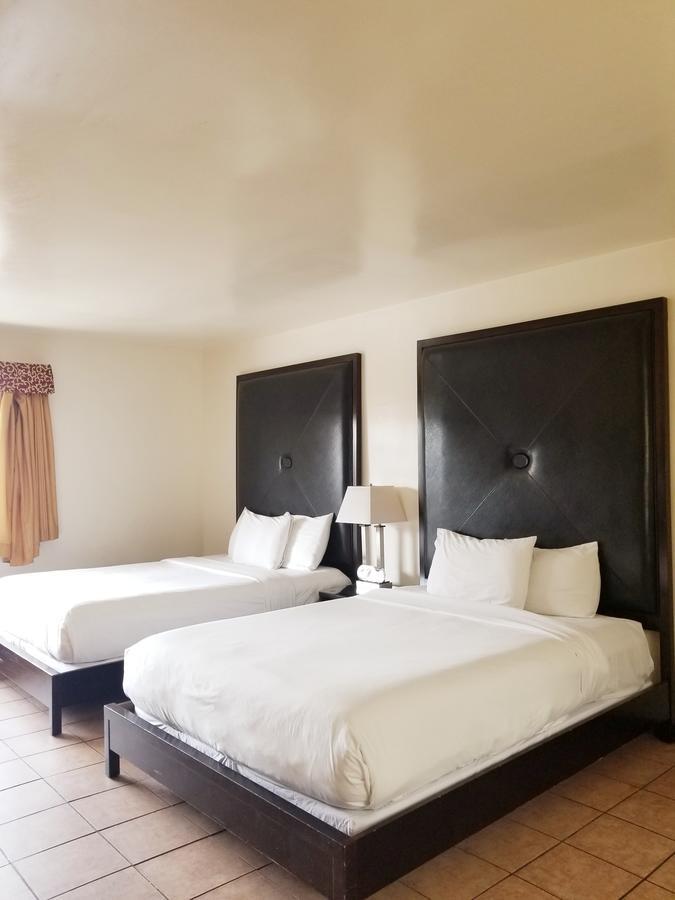 Casa Bella Downtown La Motel 2*