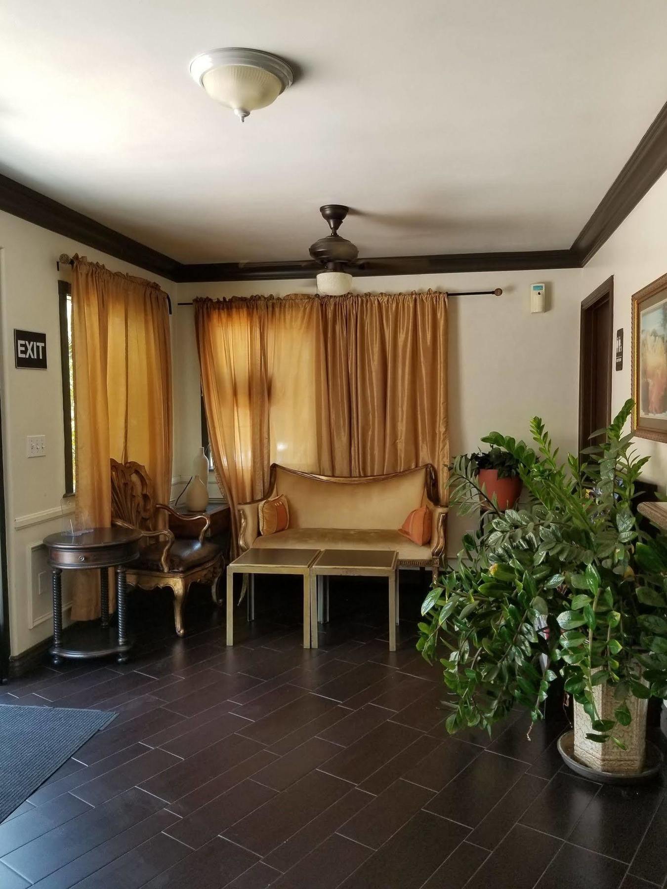 Casa Bella Downtown La Motel 2*