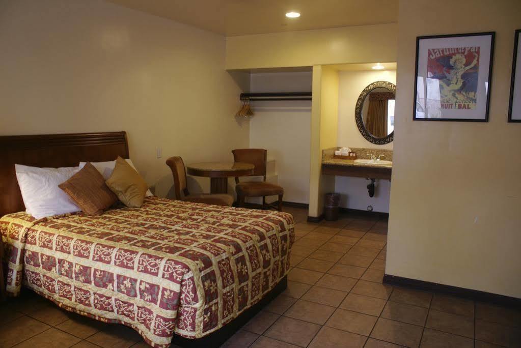 Casa Bella Downtown La Motel Los Angeles